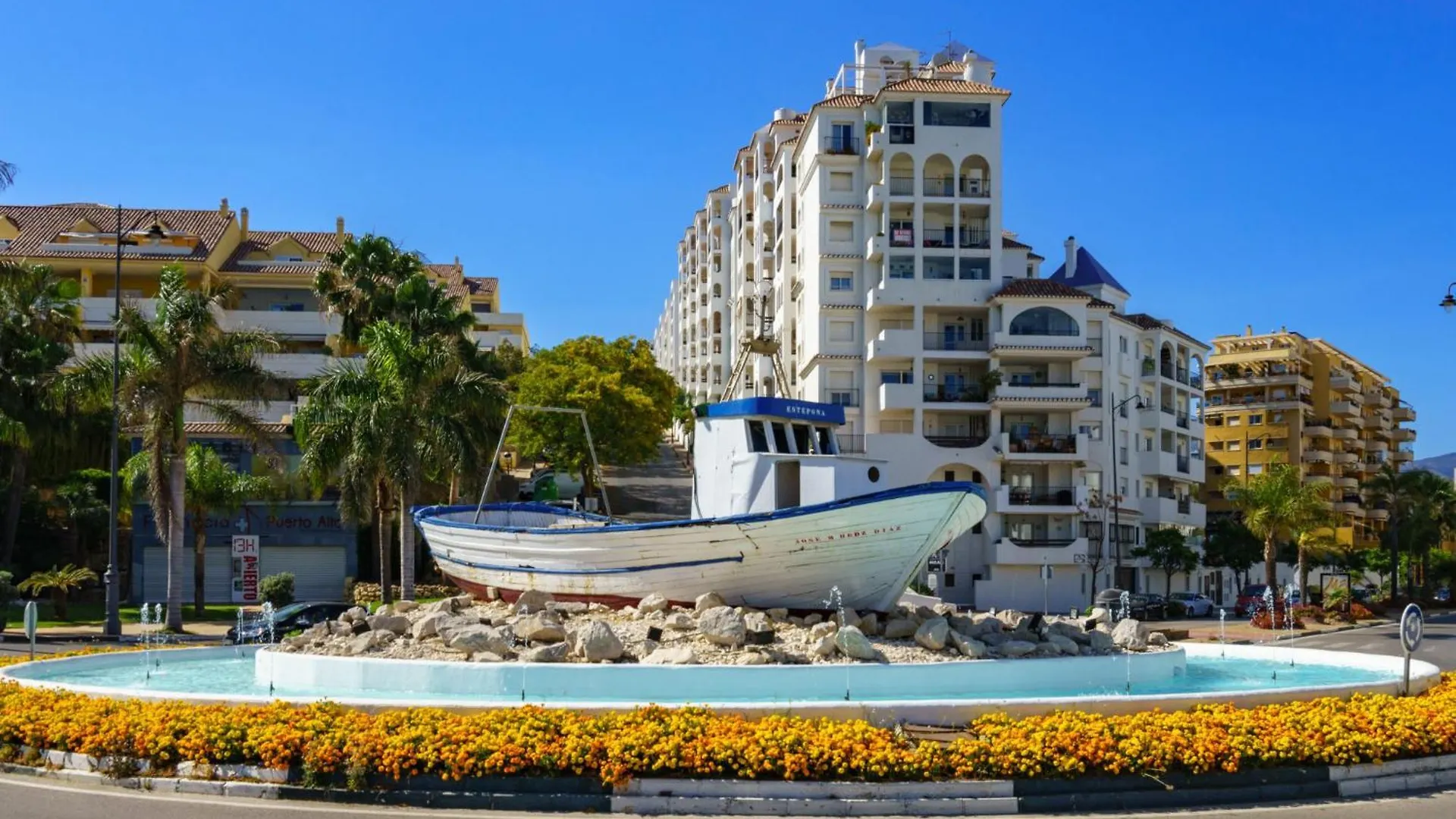 Apartment Penthouse Greenview By Interhome Estepona